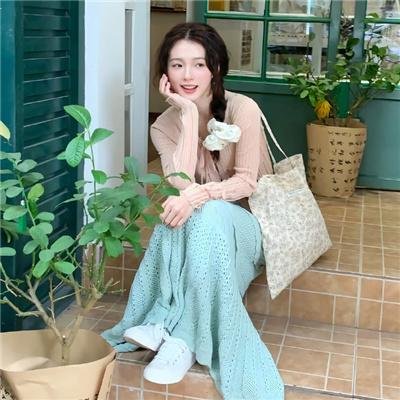 伊莎贝尔跳到聚光灯下